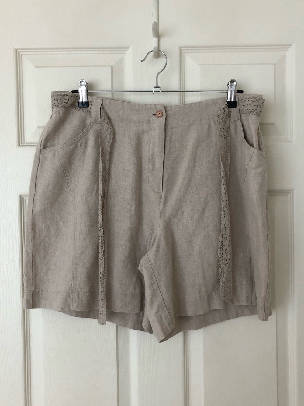 NWOT J. Jill Linen Shorts with Crochet Lace Belt Size 16